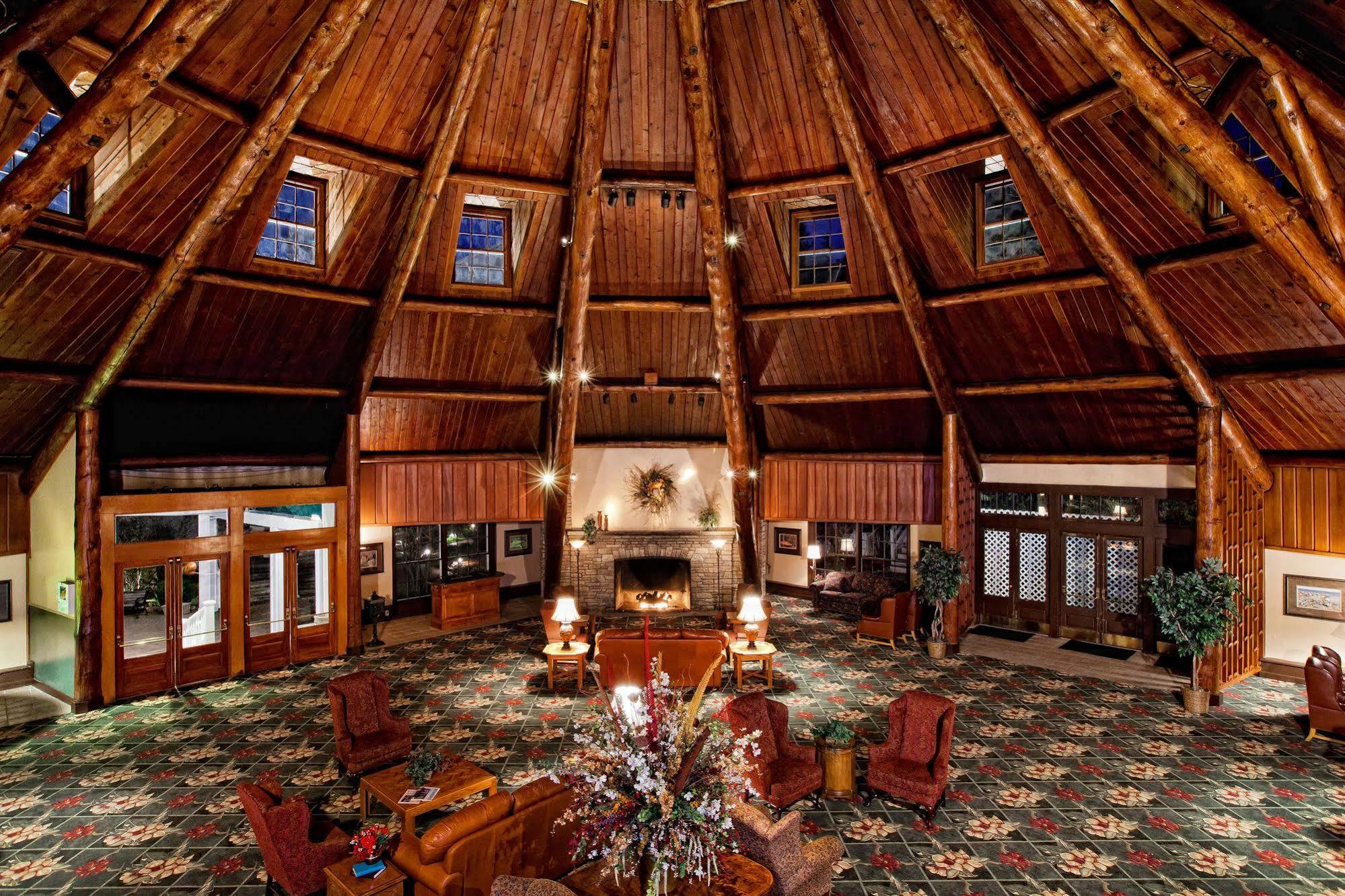 Mission Point Resort Макинак Айлънд Екстериор снимка