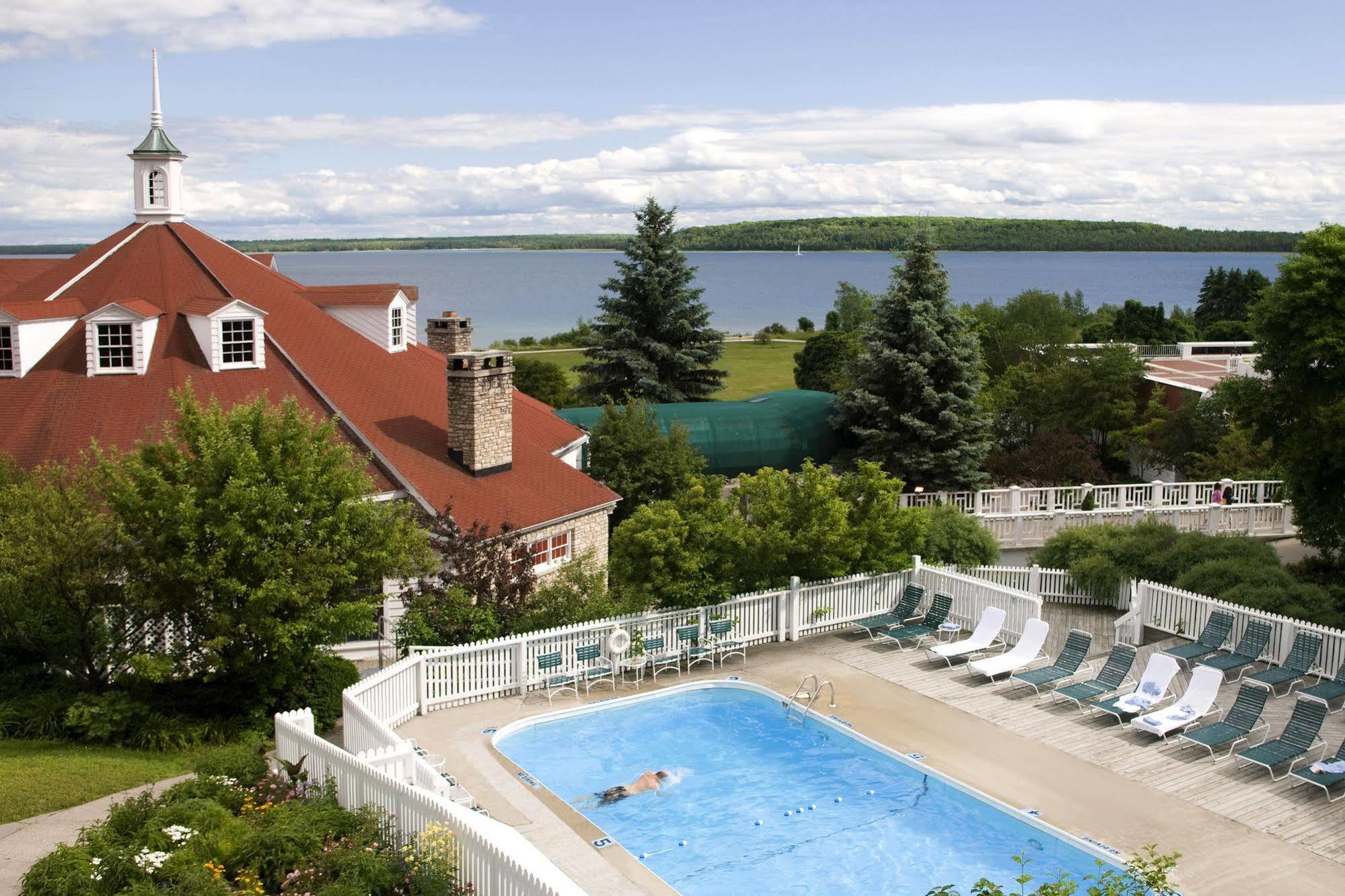 Mission Point Resort Макинак Айлънд Екстериор снимка